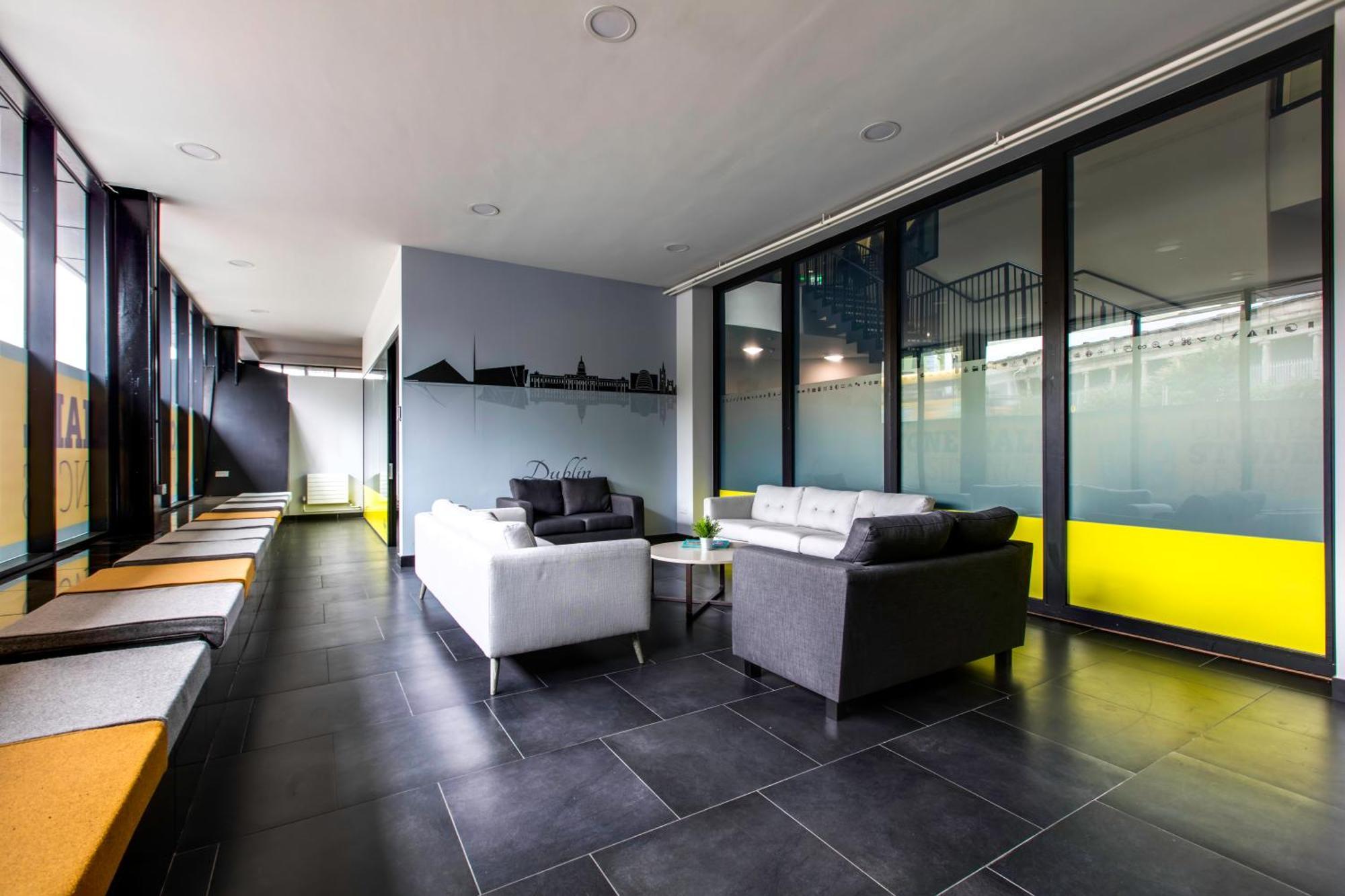 Yugo Explore - Broadstone Hall Dublin Exterior foto